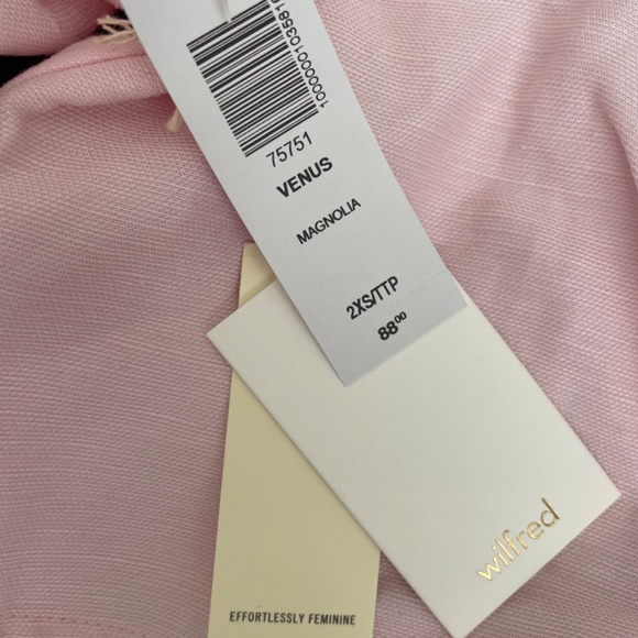 Aritzia/Wilfred Venus top - Magnolia - NWT - Picture 4 of 4